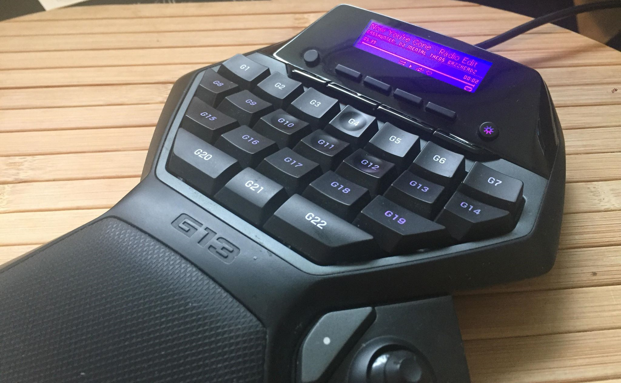 Logitech G13 using the G13Spotify app
